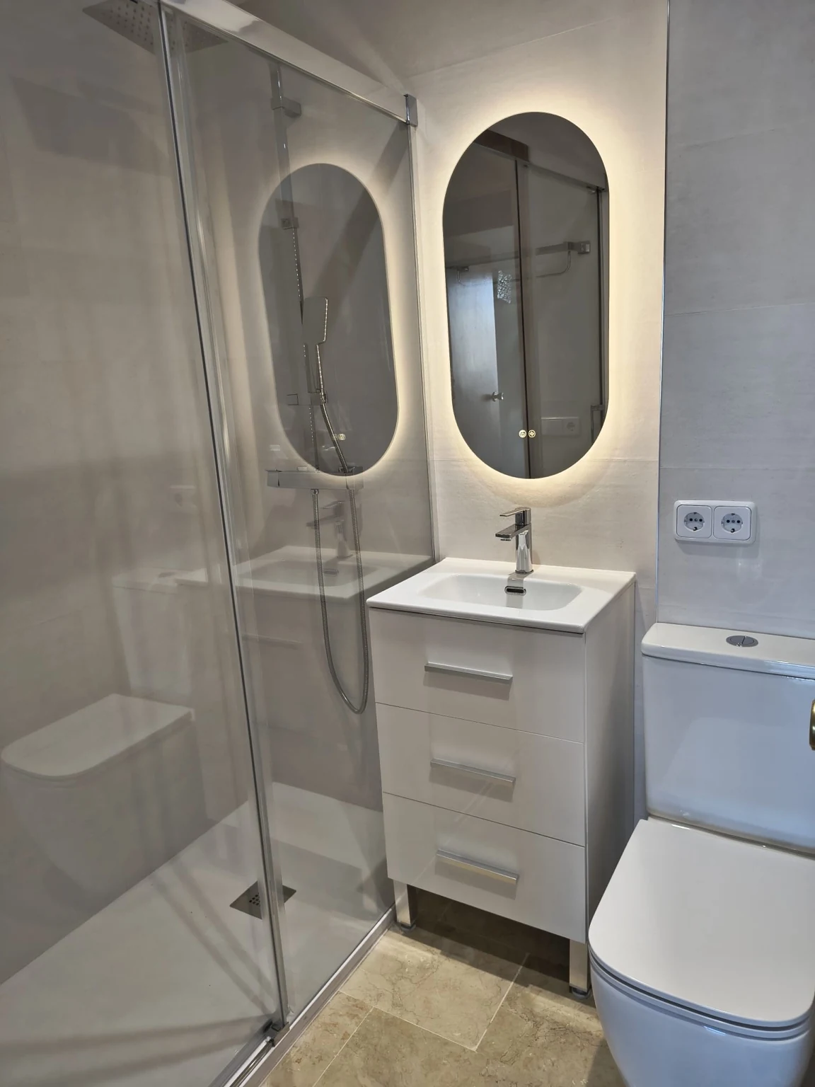 Baño con ducha antes y después · foto 1